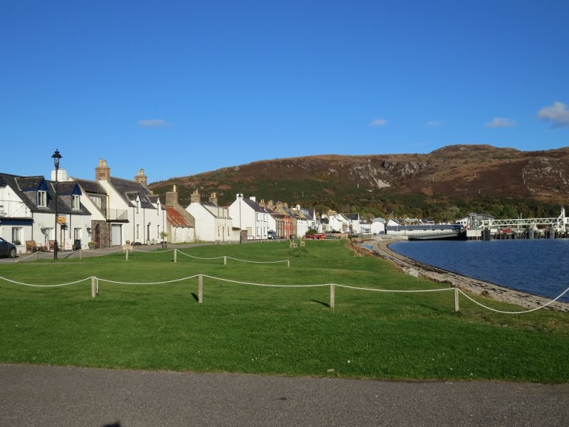 010 Ullapool.JPG