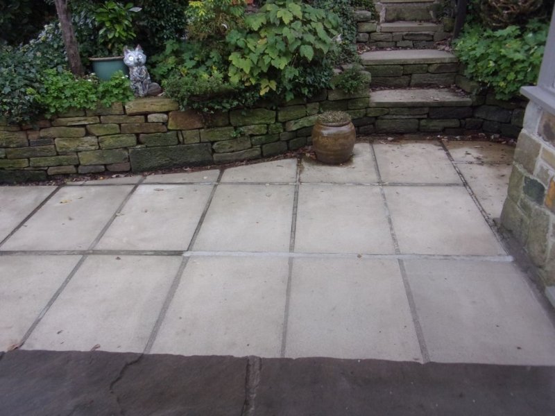 Dry patio_0001.JPG