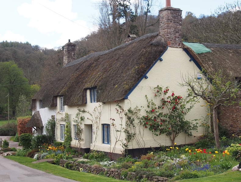 dunster cottage.jpg