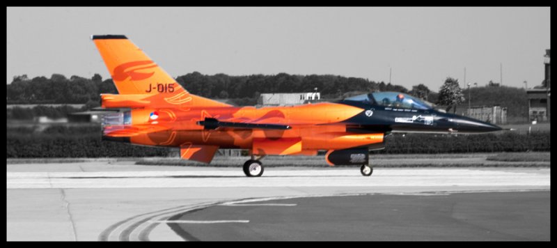 F16-popped-colour.jpg