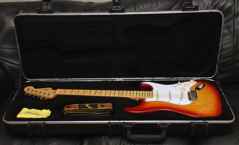 Fender Stratocaster in its case 21-5-13.jpg