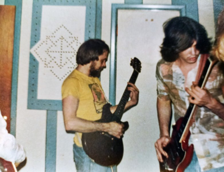 Jim&Guitat 1977.jpg