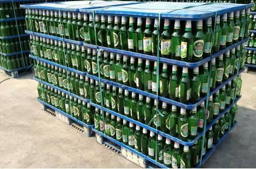 Manufacturer-Industry-Standard-Size-Plastic-Pallet-for-Beer-Bottles.jpg