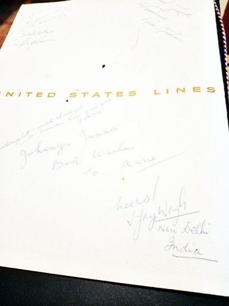 Menu Signatures.jpg