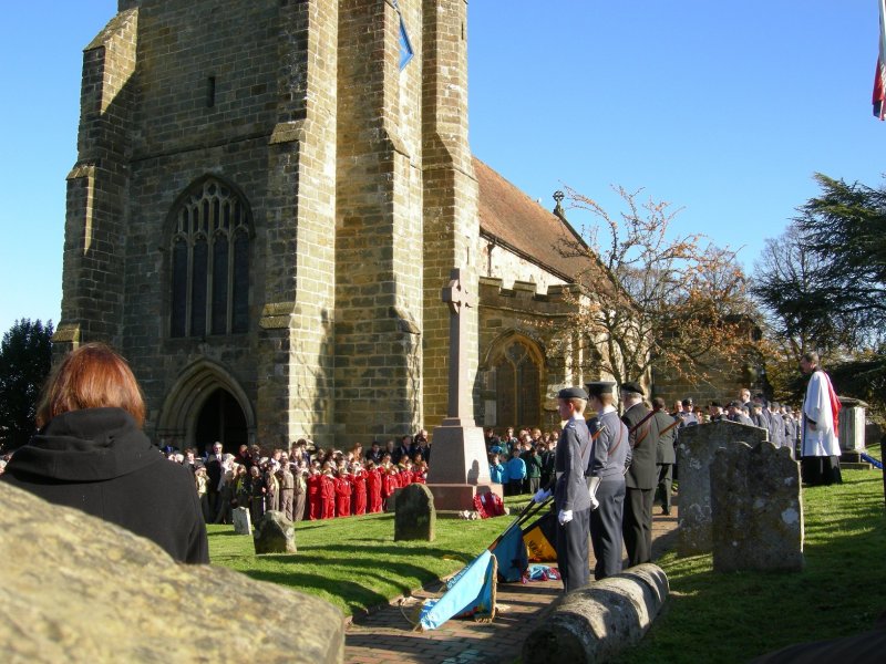 Poppy Day parade 11 11 12 094.JPG