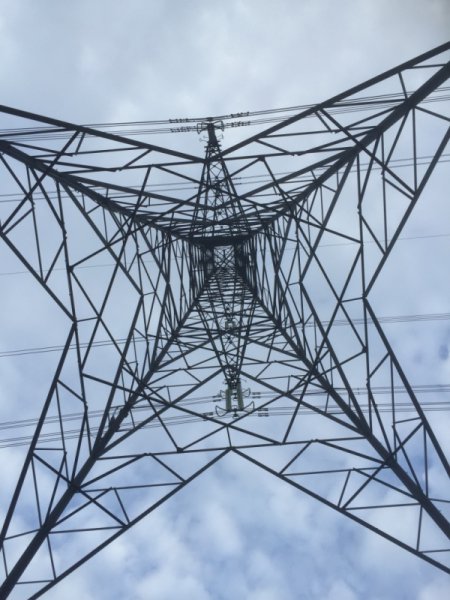 Pylon.JPG