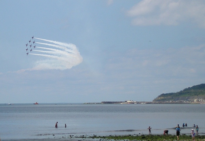 Red Arrows.jpg