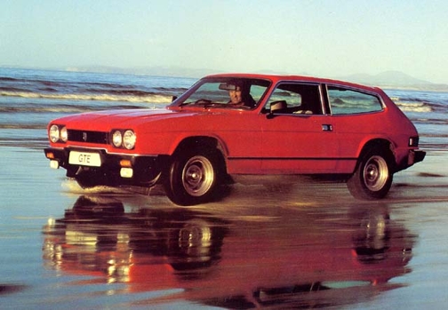 reliant_scimitar_gte_red_1980s.jpg