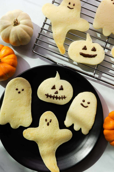 Spooky Halloween Ghost Pancakes.png