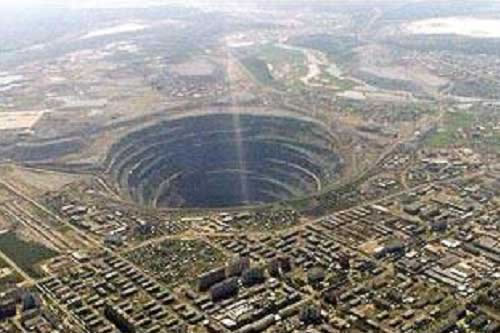 The Big Hole 3.jpg