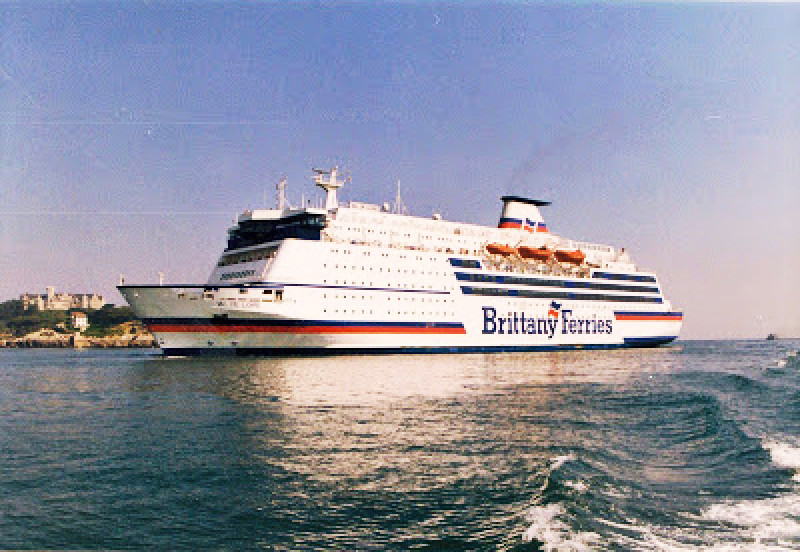 val de loire arriving santander 1999.jpg