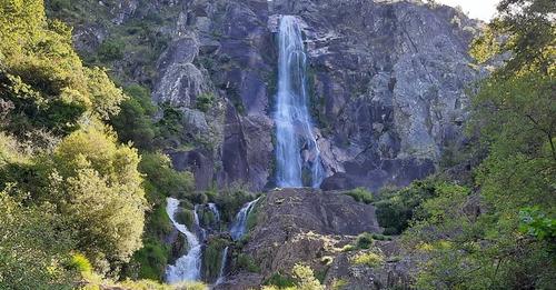 Waterfall Aveiro.jpeg