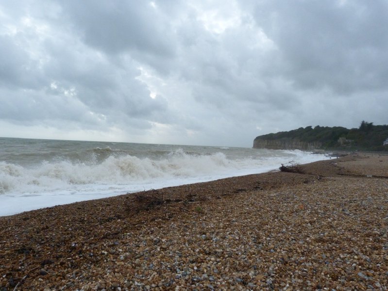 Waves at Pett Level beach 17 Oct 2012 015.JPG