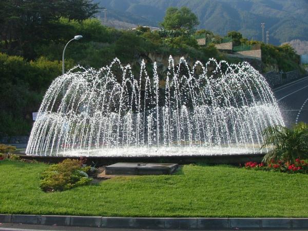 Spray ring fountain on a roundabout in Tenarife