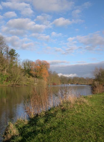 river Thames at Clifton hampden