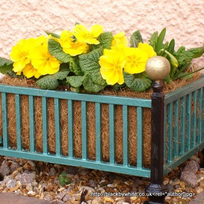 ornate planter