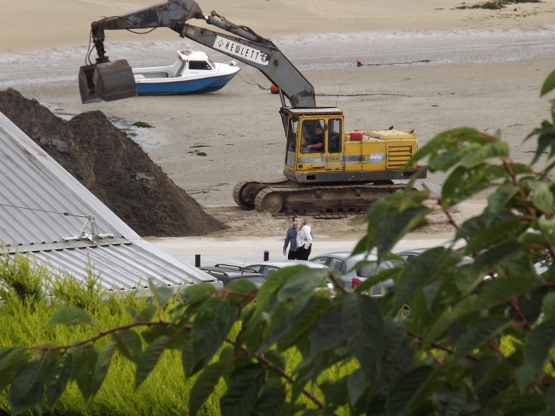 Dredging the Doom Bar at Padstow