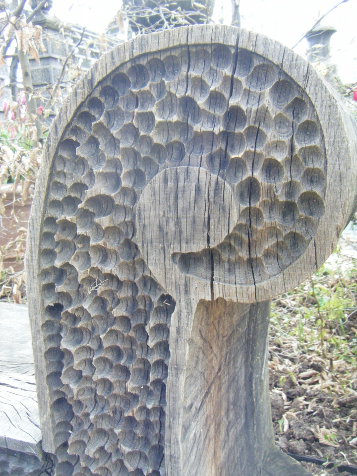 A bench a Arundel castle